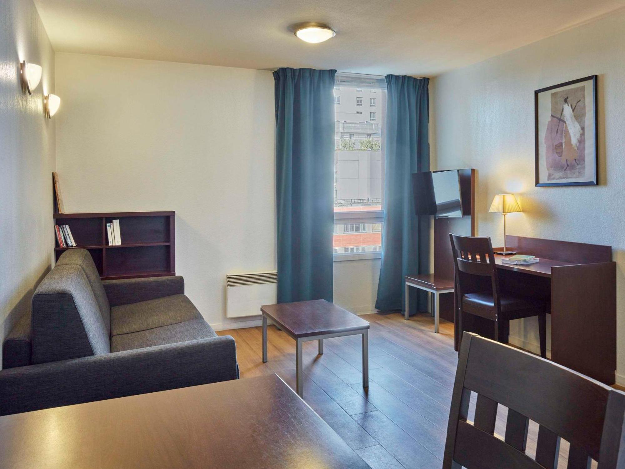 Aparthotel Adagio Access Paris Saint-Denis Pleyel Exterior photo