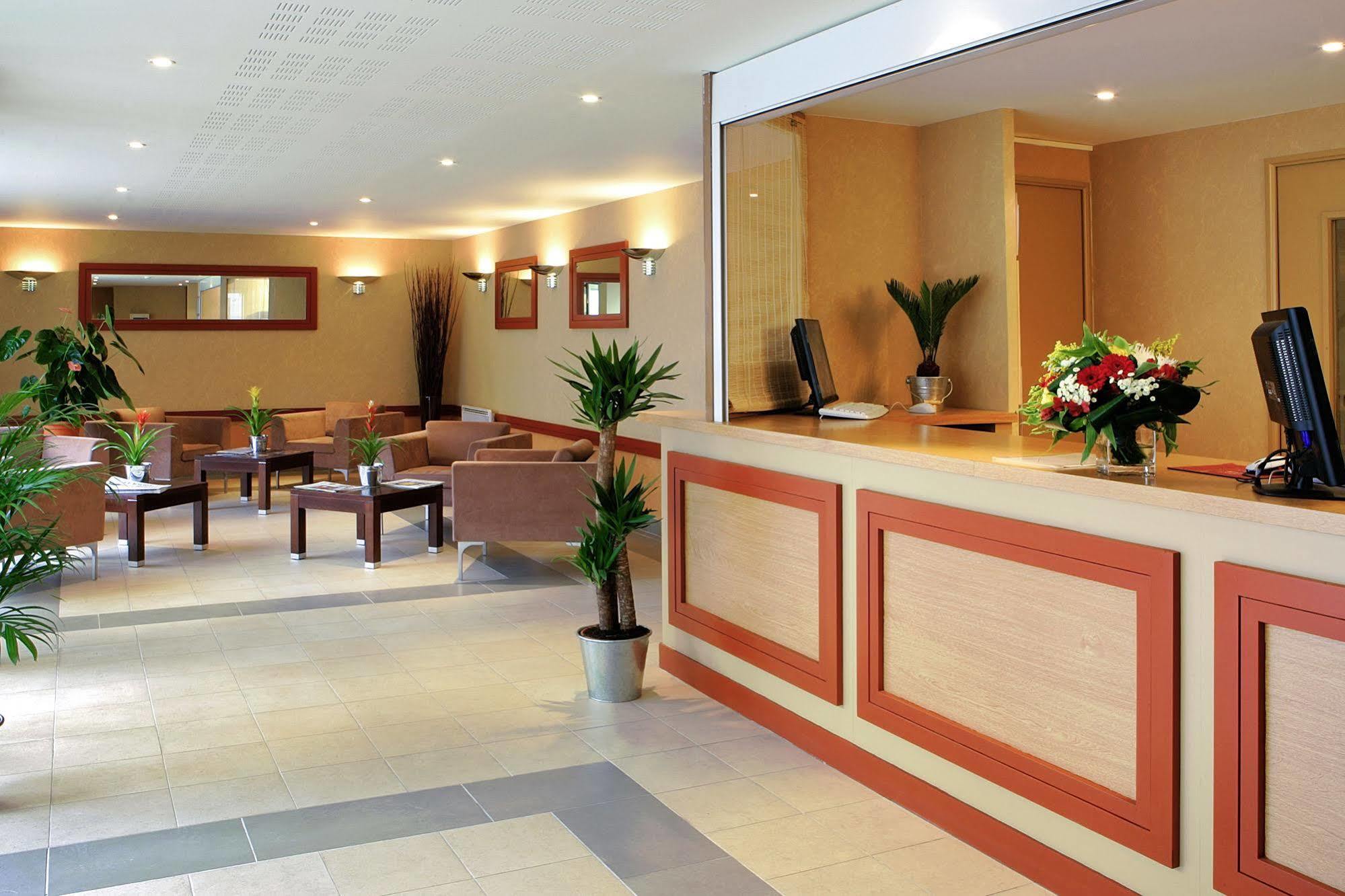 Aparthotel Adagio Access Paris Saint-Denis Pleyel Interior photo